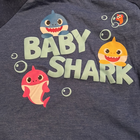 Baby shark t-shirt - Picture 3 of 4